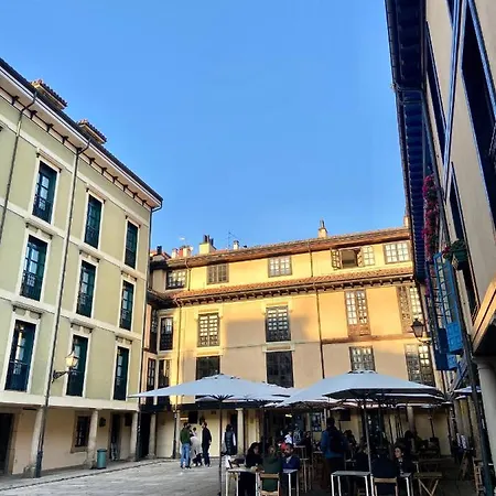 Jardin De San Feliz / Fontan アパート オビエド