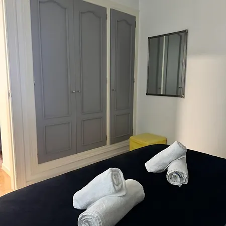 Jardin De San Feliz / Fontan * オビエド