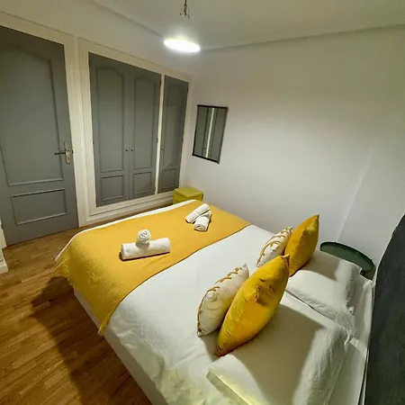 Jardin De San Feliz / Fontan Appartement