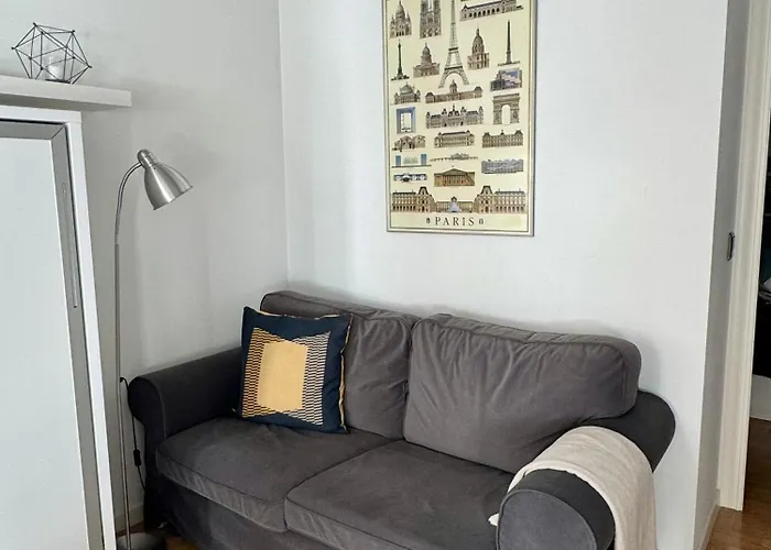 Jardin De San Feliz / Fontan * Oviedo